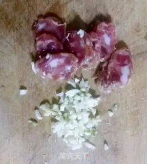Make Weenie fried Dutch beans step 2