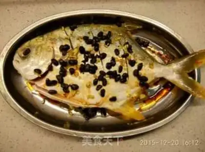 Make Slurped gold swarm fish step 2