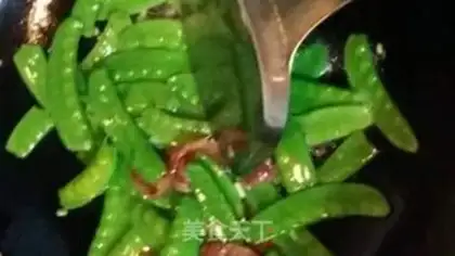 Make Weenie fried Dutch beans step 6
