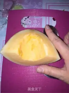 Make A melon banana shake step 0