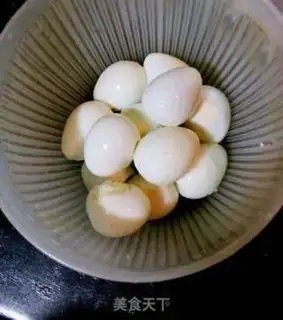 Make Eggs with egg juice step 2