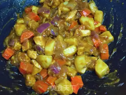 Make Curry potato chicken step 7