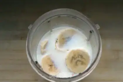 Make Banana shake step 3