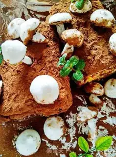 Make Christmas jungle stake cake step 5