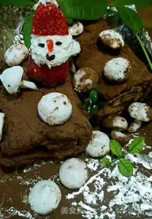 Make Christmas jungle stake cake step 8