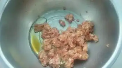 Make The meat dumplings step 3