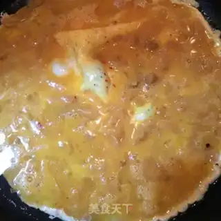 Make radish fried eggs step 3