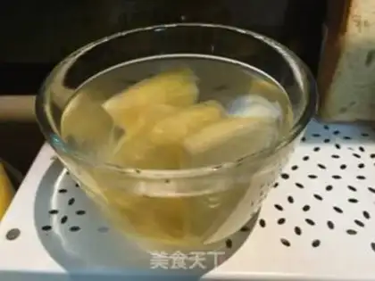 Make Fried salmon with pasta step 5