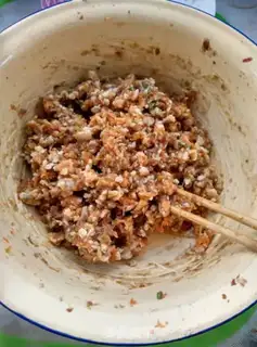 Make Carrot lamb dumplings step 2