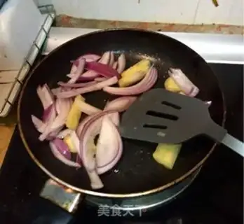 Make Fried salmon with pasta step 8