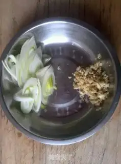 Make Fish fragrance tofu step 3