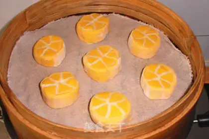 Make Fancy buns step 14