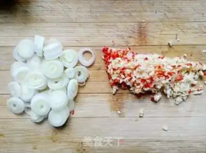 Make Garlic chisel step 1