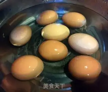 Make Chicken wings and eggs step 4