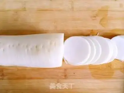 Make Crackers and radish step 0
