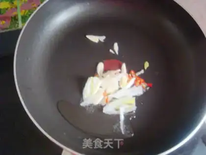Make Four seasons of bean fried wood step 3