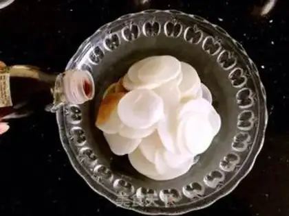 Make Crackers and radish step 3