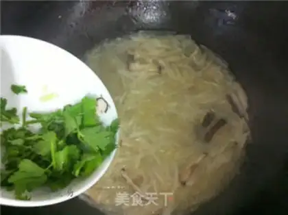 Make Chicken and radish crystal fan step 8