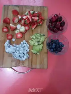 Make Christmas naked cake step 0