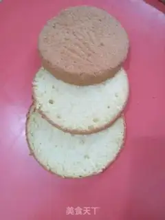 Make Christmas naked cake step 2