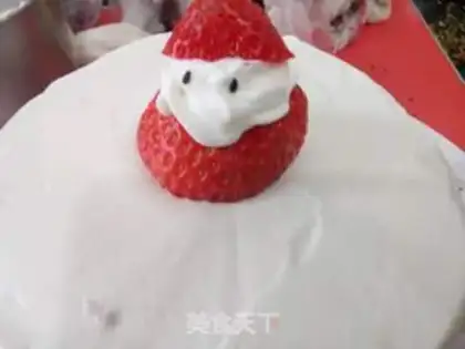 Make Christmas naked cake step 8