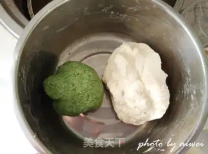 Make Emerald pork and cabbage step 4