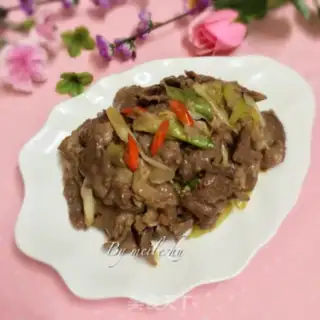 Make Onions blow up lamb step 11