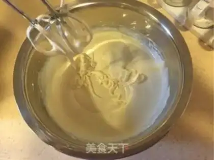 Make Cranberry sponge cake step 3
