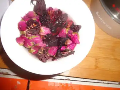 Make Rose and tea step 1