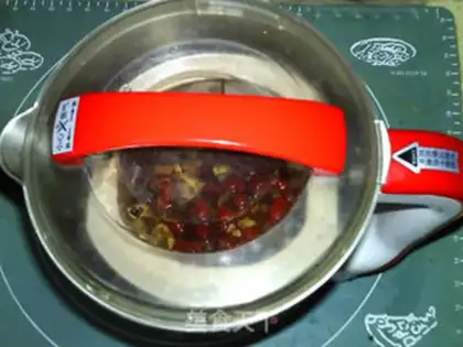 Make Ginger dates, black soybeans step 8