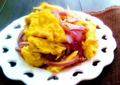 Make Onion fried eggs step 9