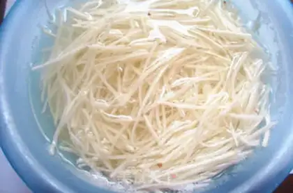 Make A nice pot of potatoes step 0