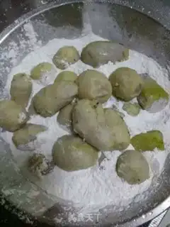 Make Winter-to-potatoe dumplings step 1