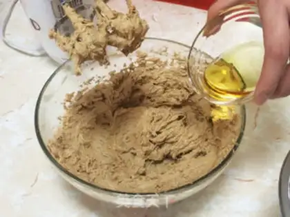 Make The gingercake man step 3