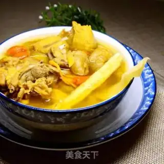 Make Xiyang Zhuen Yuen, chicken soup step 4