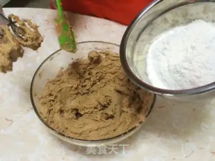 Make The gingercake man step 6