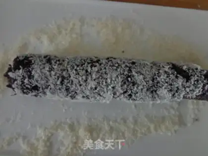 Make Coconut roll step 5
