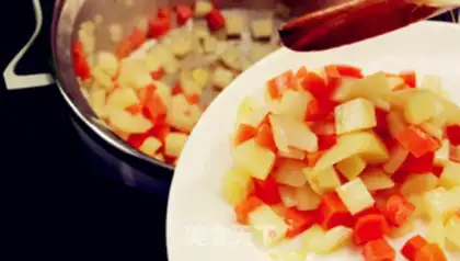 Make Korean noodles step 1