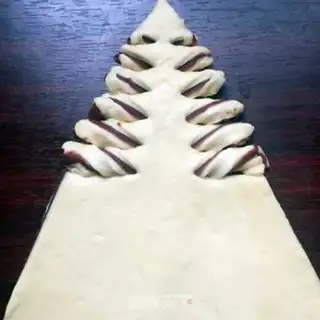 Make Christmas beans step 9
