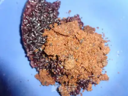 Make Red sugar, black rice step 1