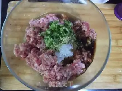 Make Five-colour dumplings step 3