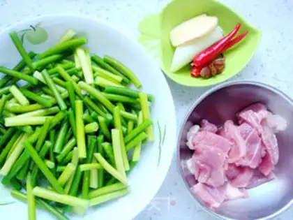 Make Garlic fried meat step 0