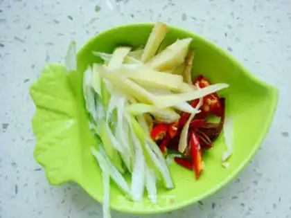 Make Garlic fried meat step 1