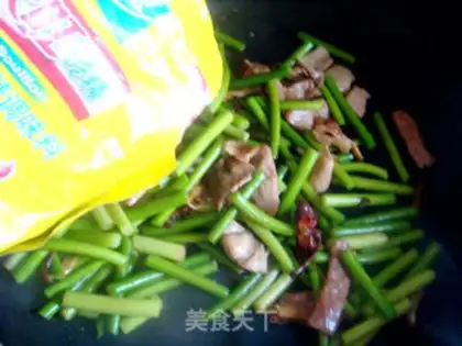 Make Garlic fried meat step 7