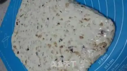 Make Cow Rolling Sugar step 7