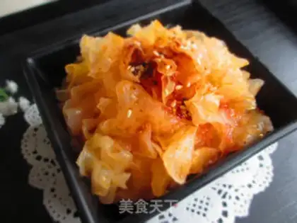 Make Spicy red oil, silver ear step 4