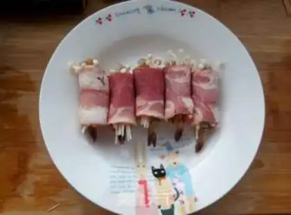 Make Bacon rolls step 4