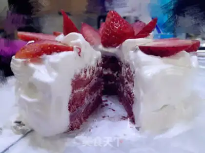 Make Red velvet strawberry cake step 14