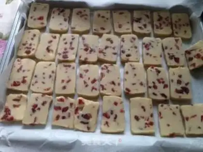 Make Cranberry cookies step 8