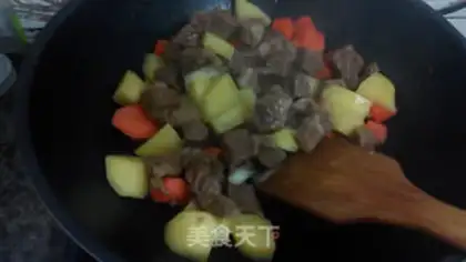 Make Curry potato beef step 5